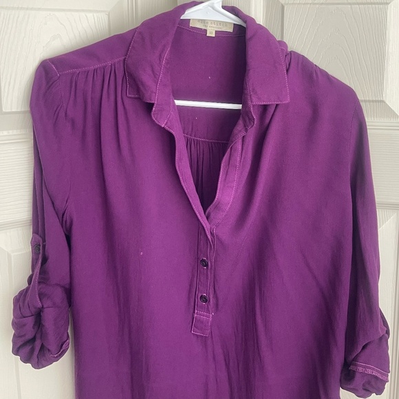 Side Stitch women's purple 3 Buttons Curved Hem Top roll-up sleeve. #222 - Picture 2 of 14